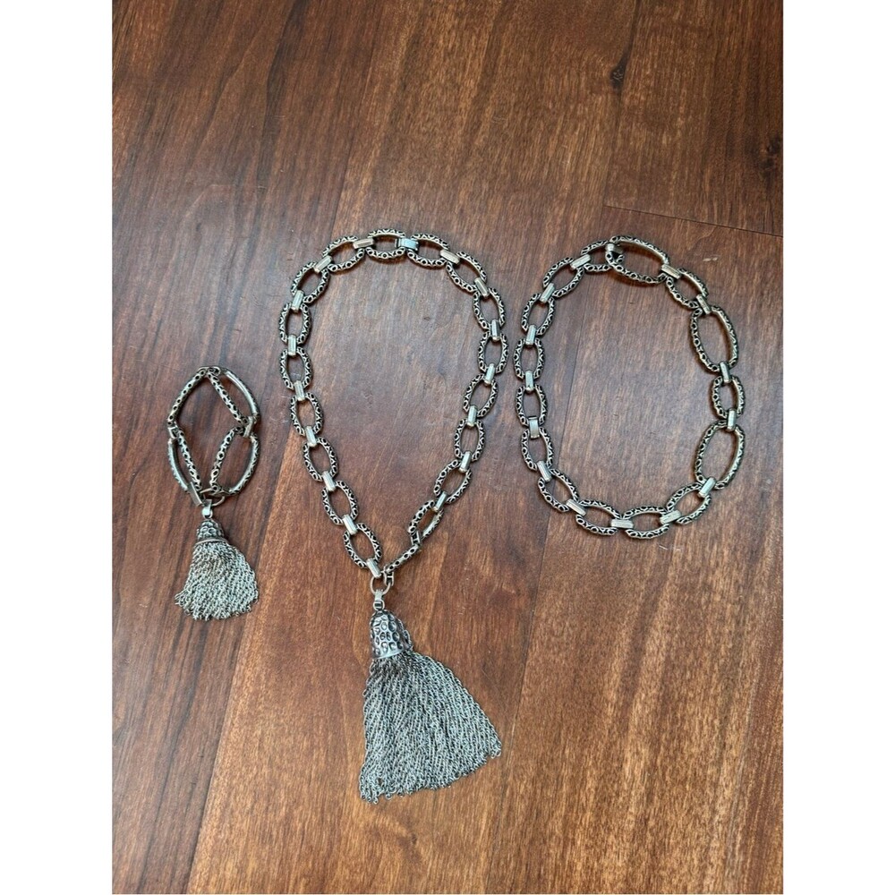 Kendra Scott Miller Tassel Necklace & Bracelet Set in Silver